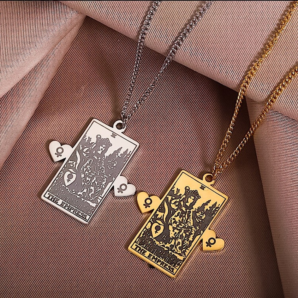 ⚜️𝟯𝟬%𝗢𝗙𝗙 𝗯𝘂𝗻𝗱𝗹𝗲𝘀 𝟯+⚜️ NEW Empress Tarot Card Stainless Steel Necklace - Picture 4 of 12